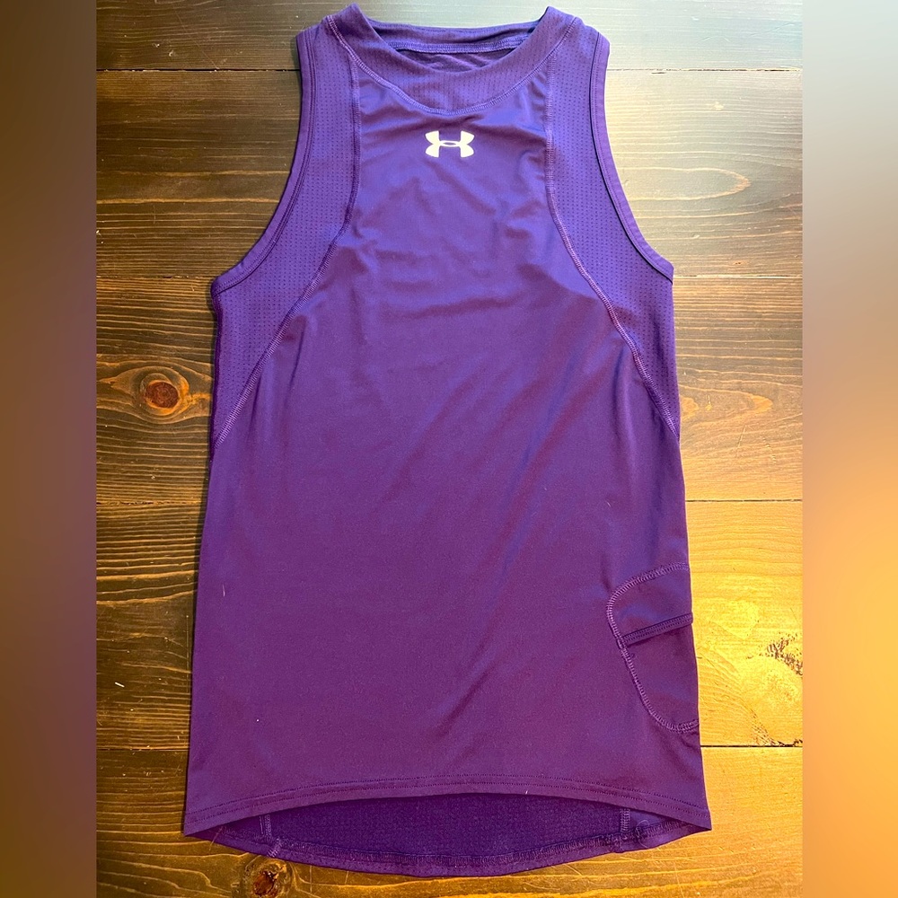 Under Armour women’s Heat Gear fitted racerback tank - Medium